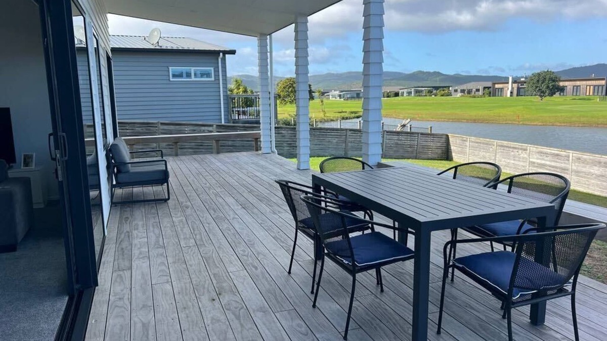 Matarangi House | Hosts on the Coast Lake View