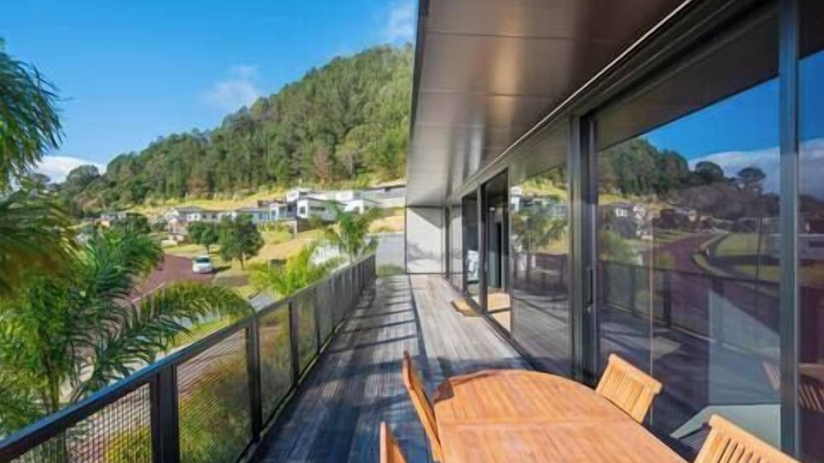 Pauanui House | Hosts on the Coast Panorama Vista