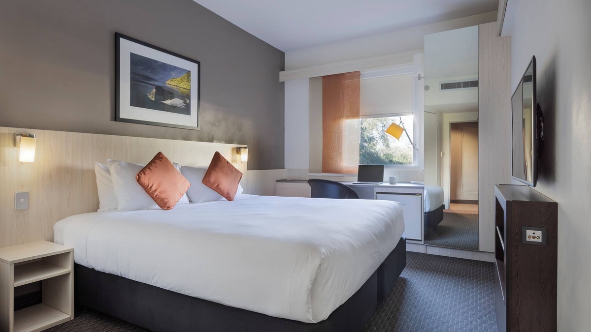 Greenlane - Ellerslie Hotel | ibis Auckland Ellerslie