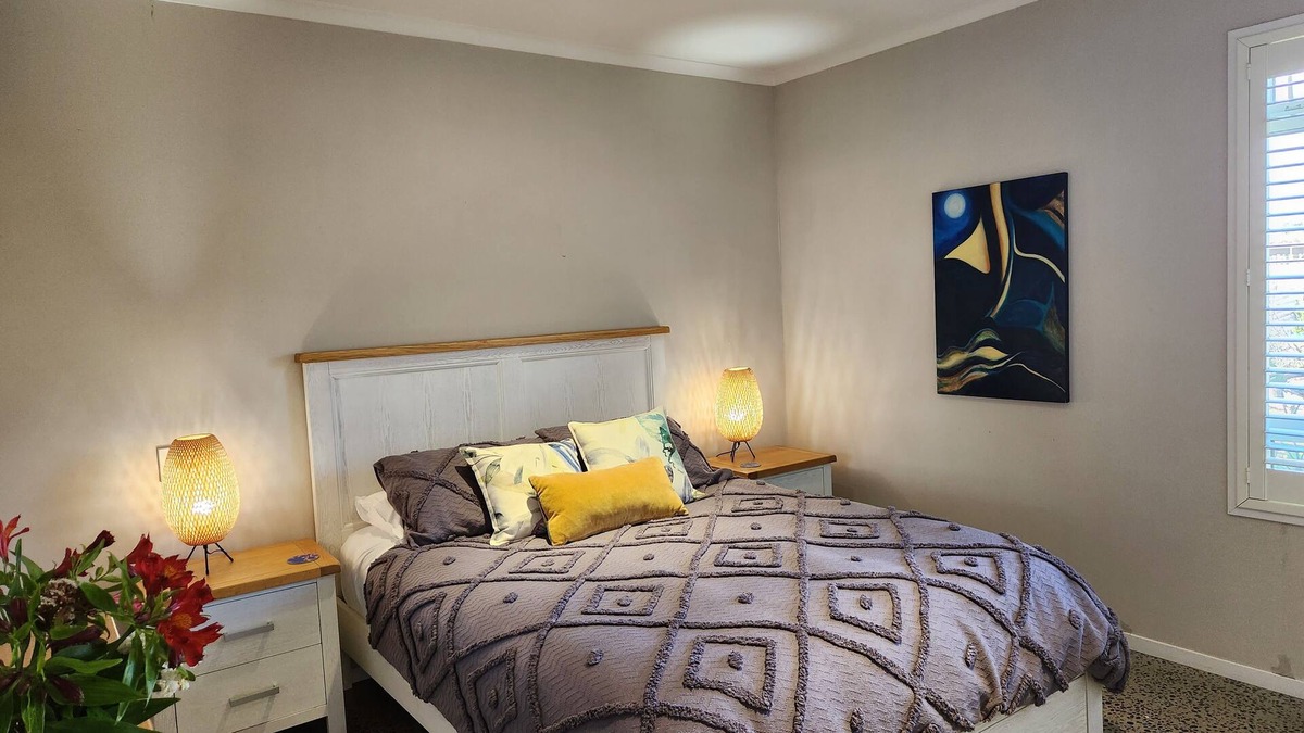 Brixton Cottage | Idyllic quiet rural location designed for the modern traveller