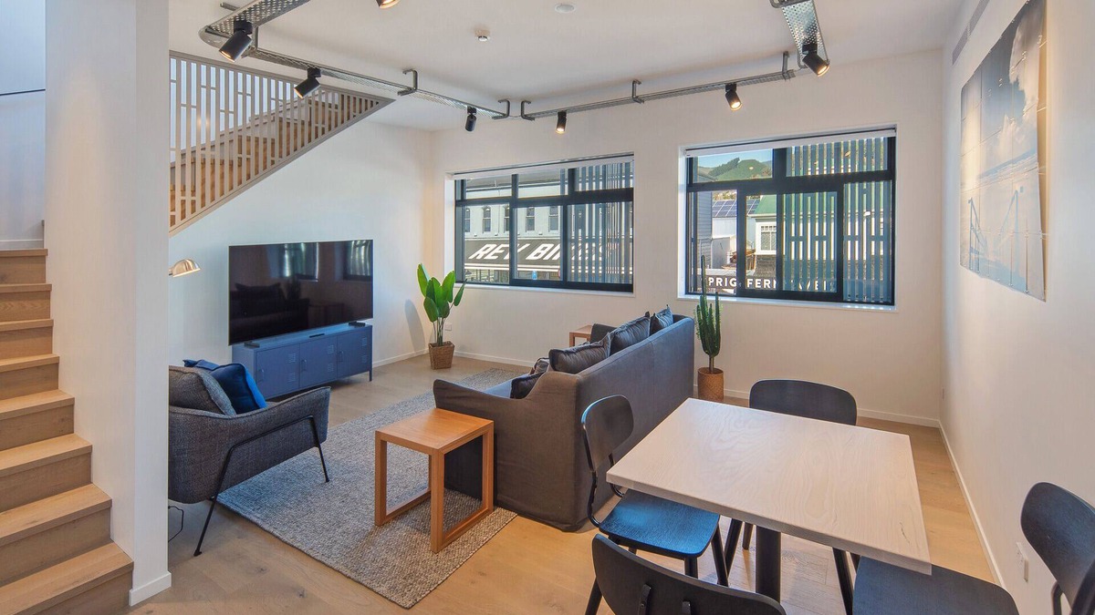 Nelson City Centre Apartment | Inner City Apartment 3 with Rooftop Balcony