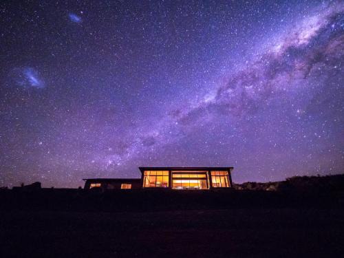 Lake Tekapo House | Isolation Bay