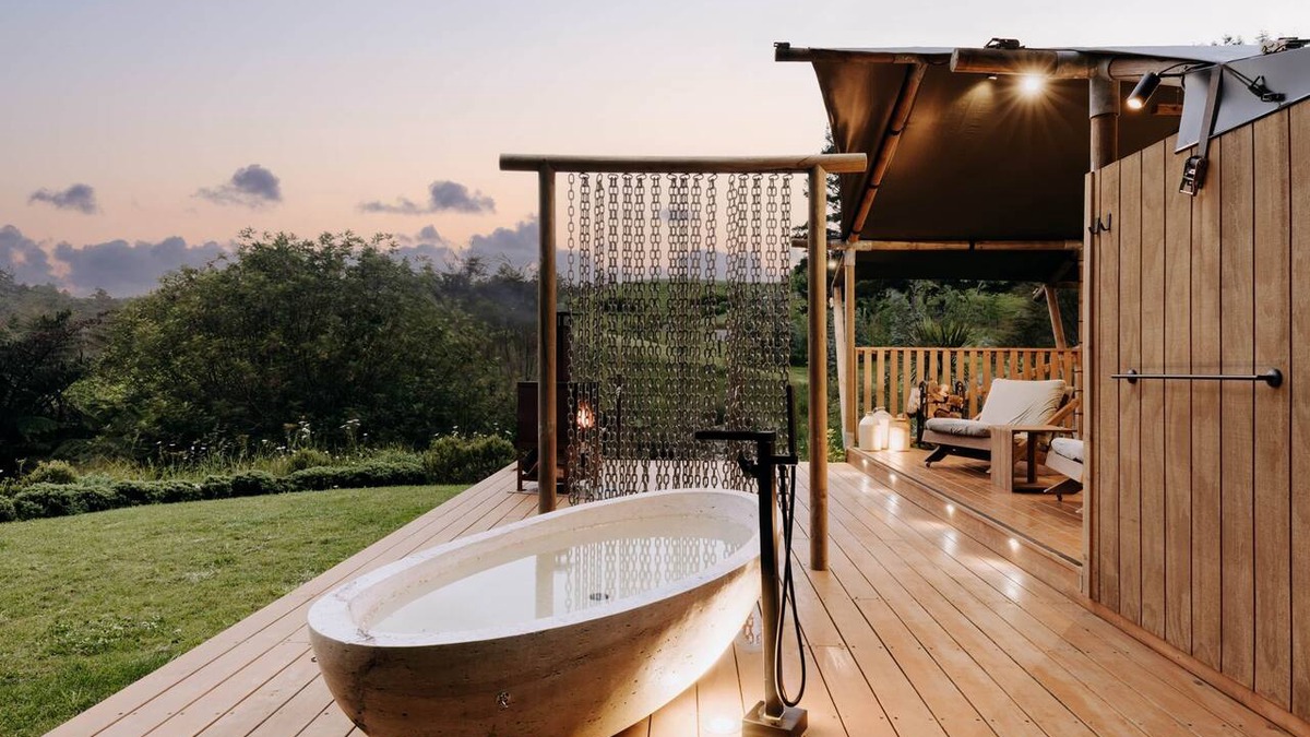 Whakamarama RV Rental | Jungle Den Experience the ultimate retreat in a luxury tent