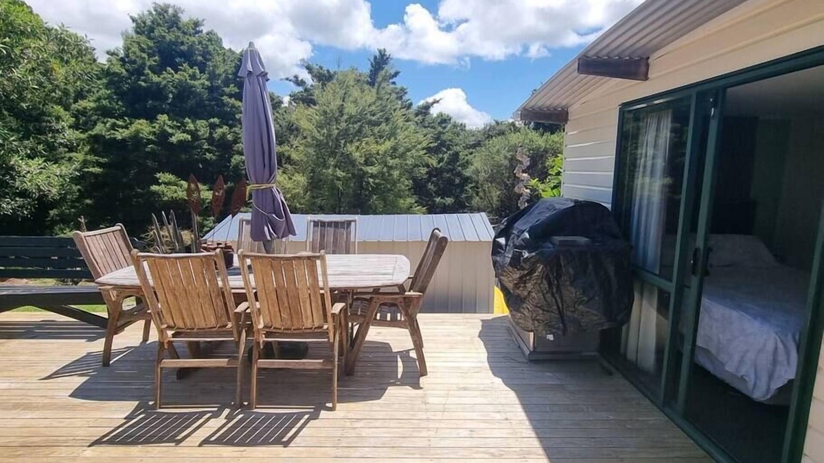Tawharanui Cabin | Kaka Cabin with amazing views and birdlife