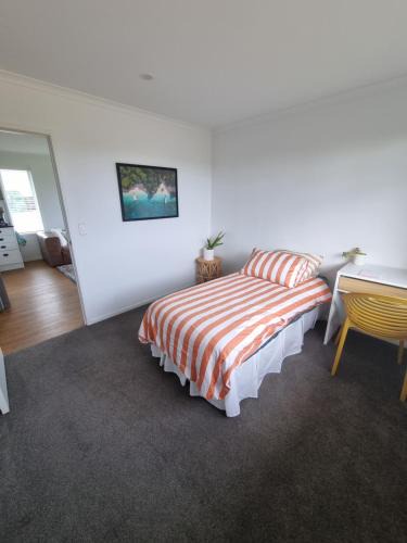 Kingseat House | Karaka Modern 1 bedroom unit