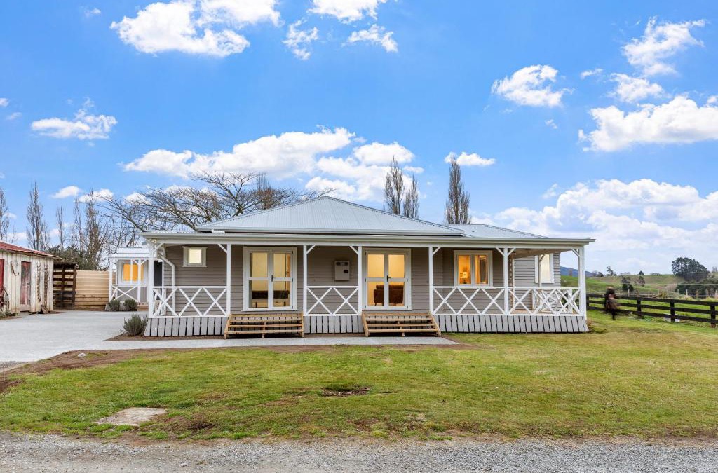 Karapiro Villa | Karapiro Cottage 3 bedrooms