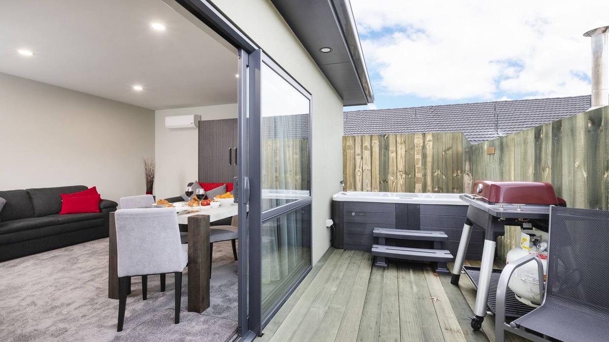 Rotorua Apartment | Kings On Peace