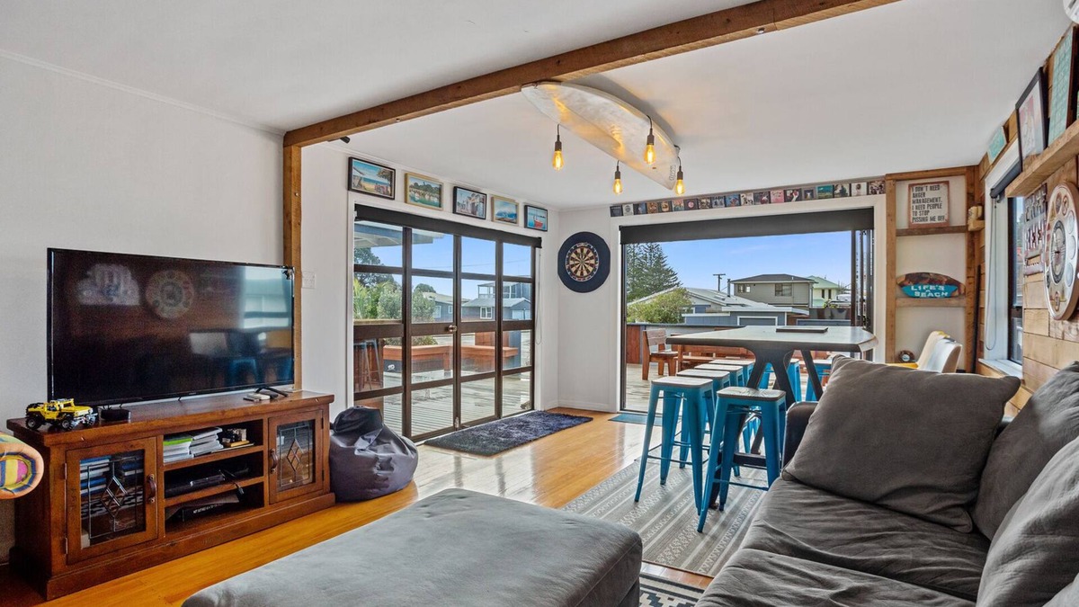 Waihi Beach House | Kiwiana Bach – Waihi Beach Holiday Home