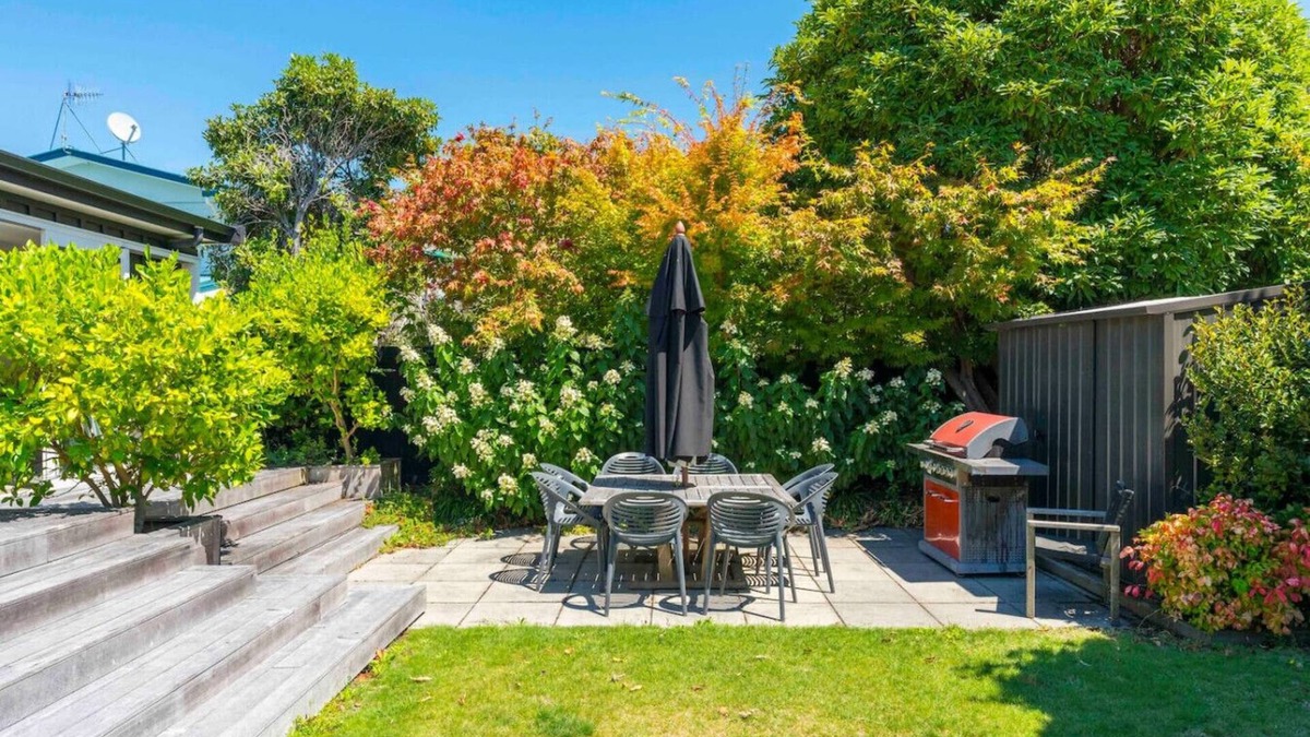 Wharewaka House | Kohekohe Cottage - Lake Taupo