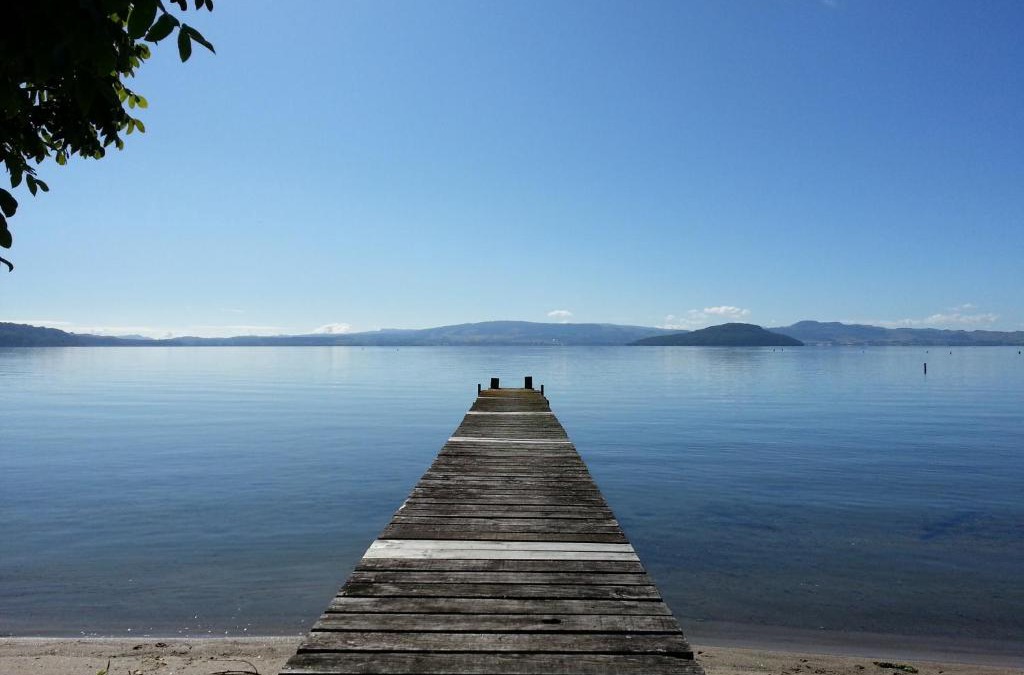 Hamurana House | Lake Haven - on the lakefront