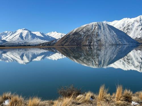 Ashburton Lakes Villa | Lake Heron Station