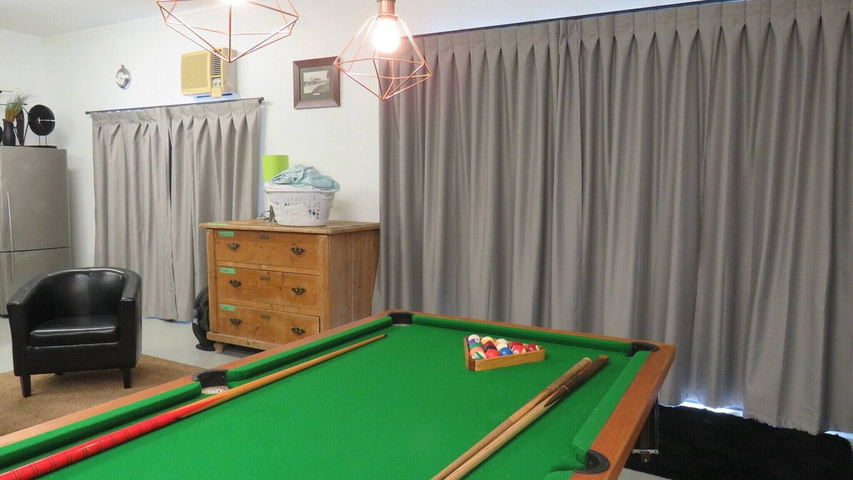 Coromandel Cabin | Large family/Group accommodation ,Games room Boat parking, 1 minute from town