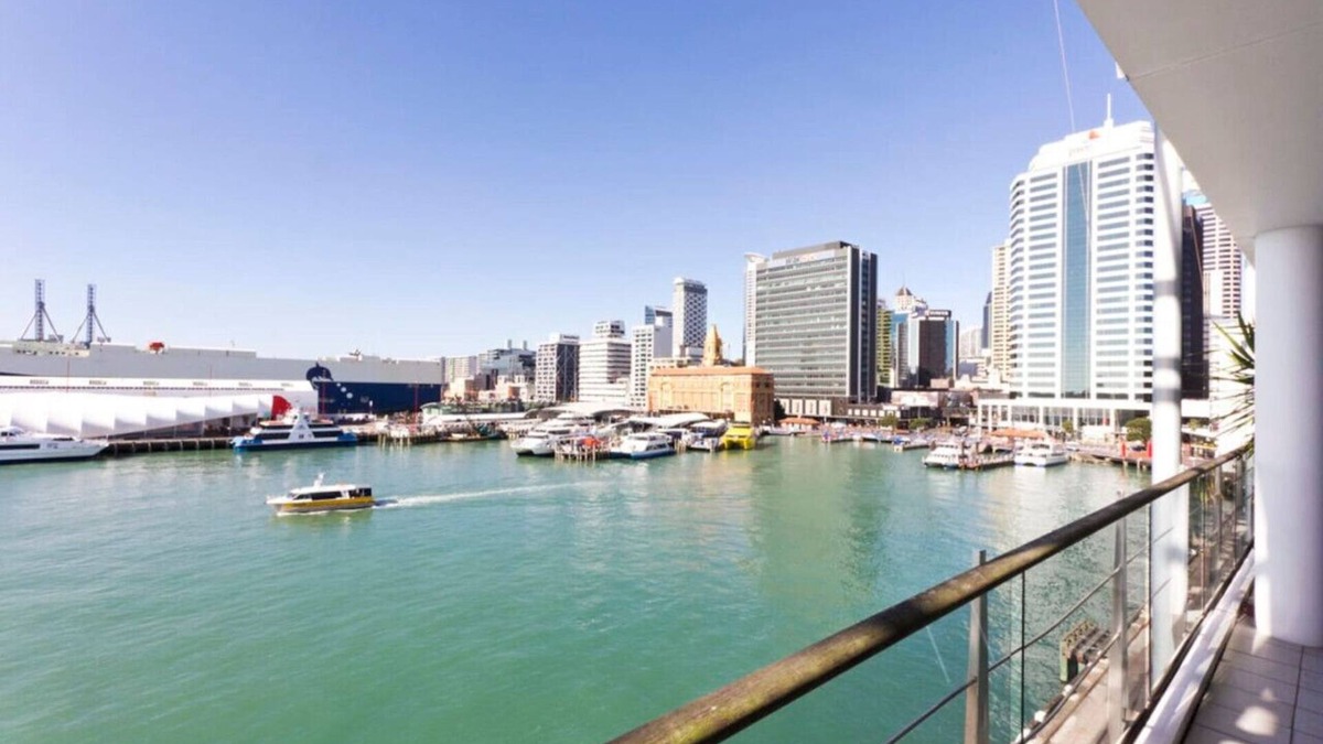 Auckland Central Business District Apartment | Large Waterfront Deck & Harbour Views on the Wharf