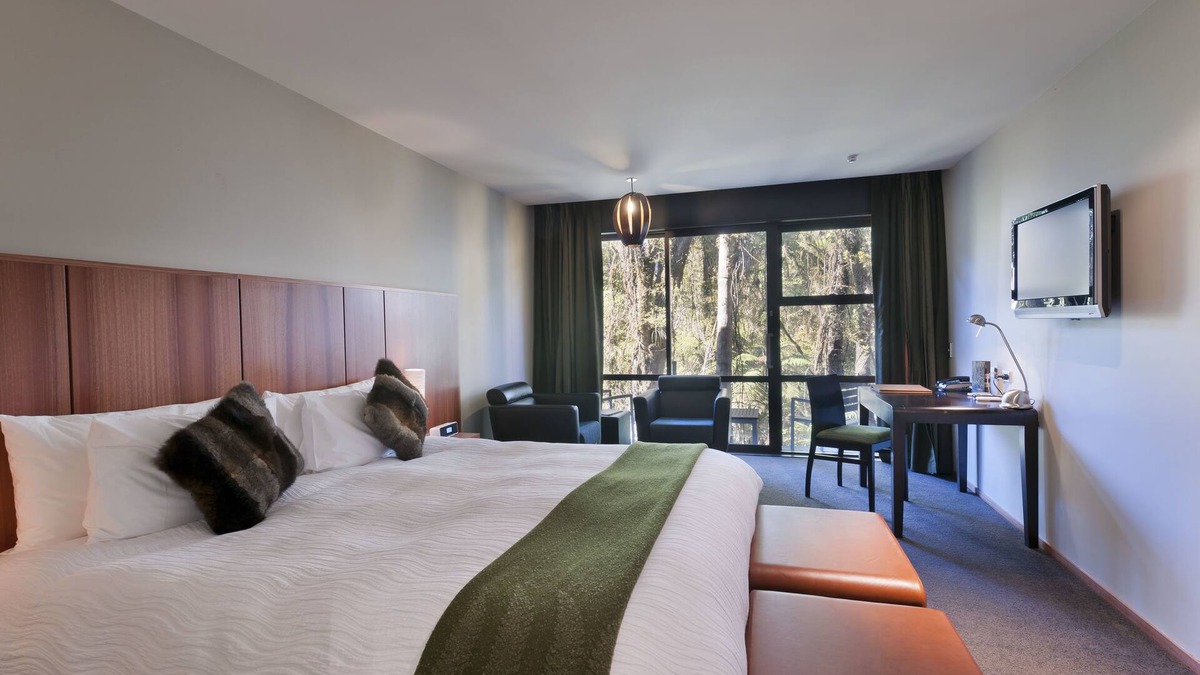 Franz Josef Glacier Hotel | Legacy Te Waonui Hotel Franz Josef
