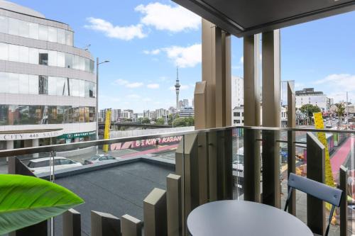 Newton Apartment | Lighthouse Apartments by Urban Rest