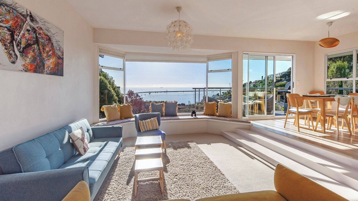 Stepneyville House | Lighthouse Vista