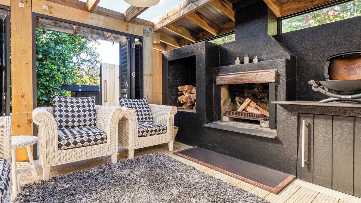Matarangi House | Living The Dream - Matarangi Holiday Home