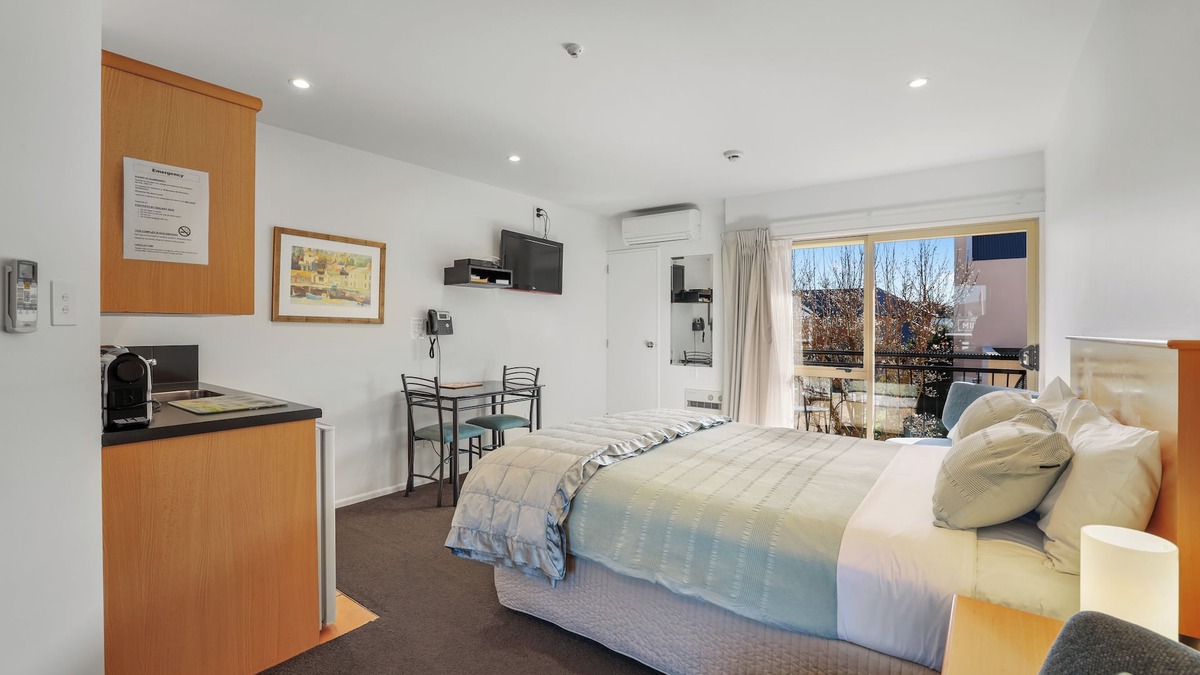 Riccarton Hotel | Lorenzo Motor Lodge