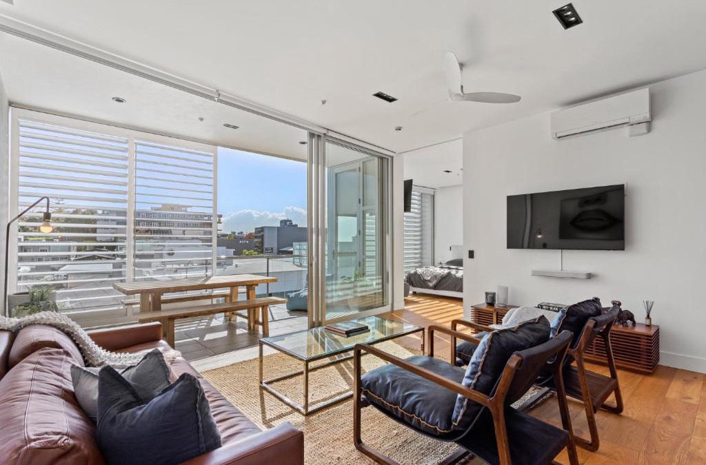 Freemans Bay Apartment | Luxury 2 bed2bath penthouse Free secure carpark
