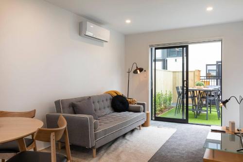 Christchurch City Centre House | Luxury 2BR CBD Apartment Walk to Convention Centre