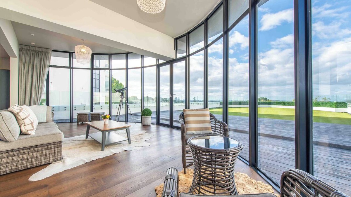 Remuera Apartment | Luxury 3BR Apartment with Stunning Views | Remuera