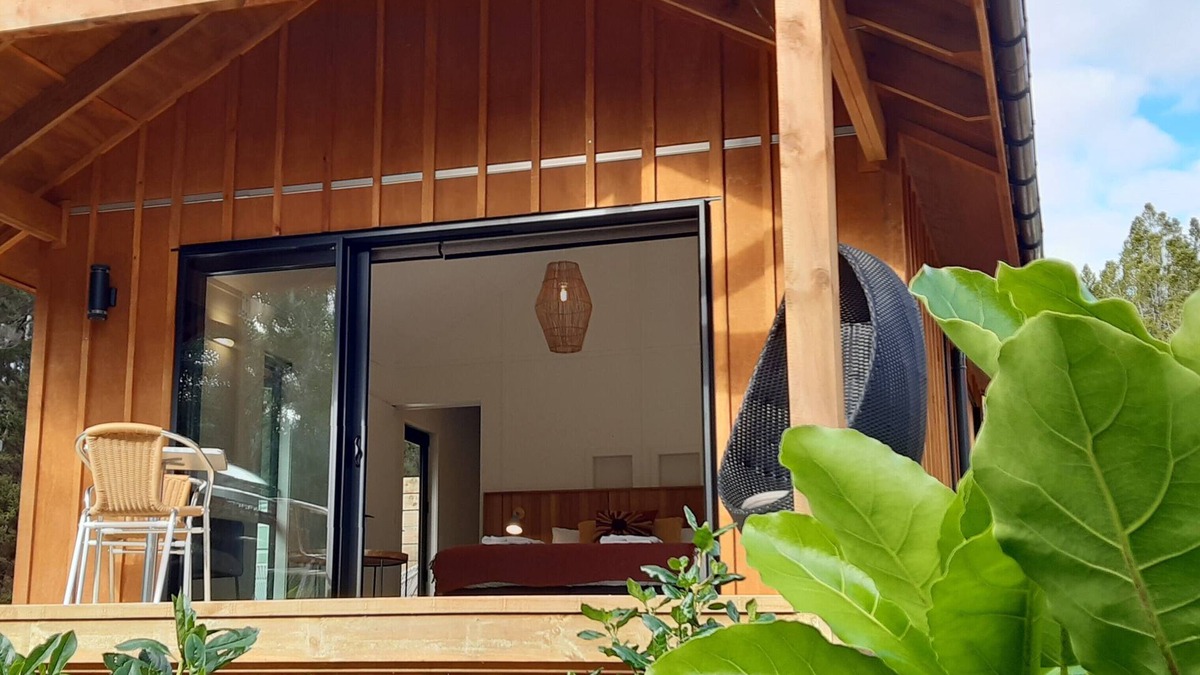 Mangawhai Apartment | Luxury beautiful cottages full of character and charm.