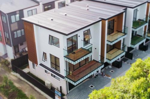 Saint Johns Apartment | Luxury Brand New Designer Living