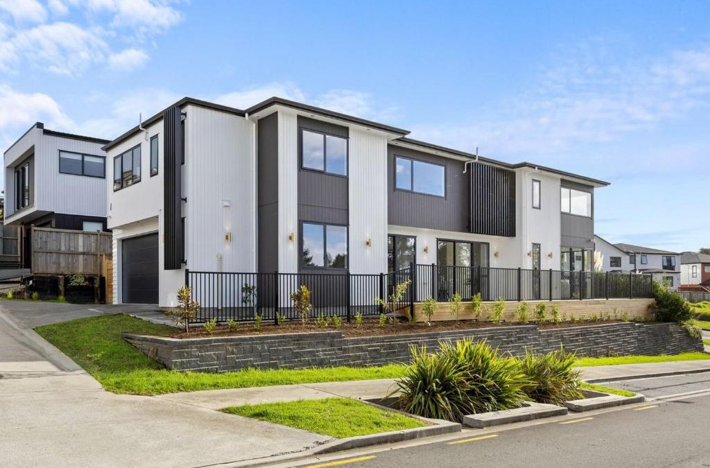 Flat Bush House | Luxury Corner New Home with Central AC 7BR 5BH
