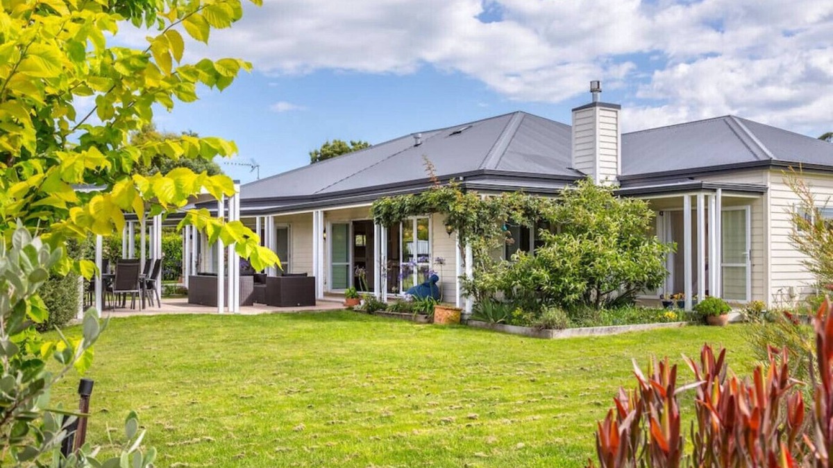 Martinborough House | Luxury On Maple, Martinborough