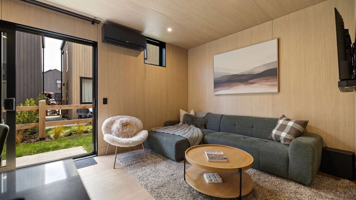 Frankton Villa | Luxury Queenstown 2Bed Villa