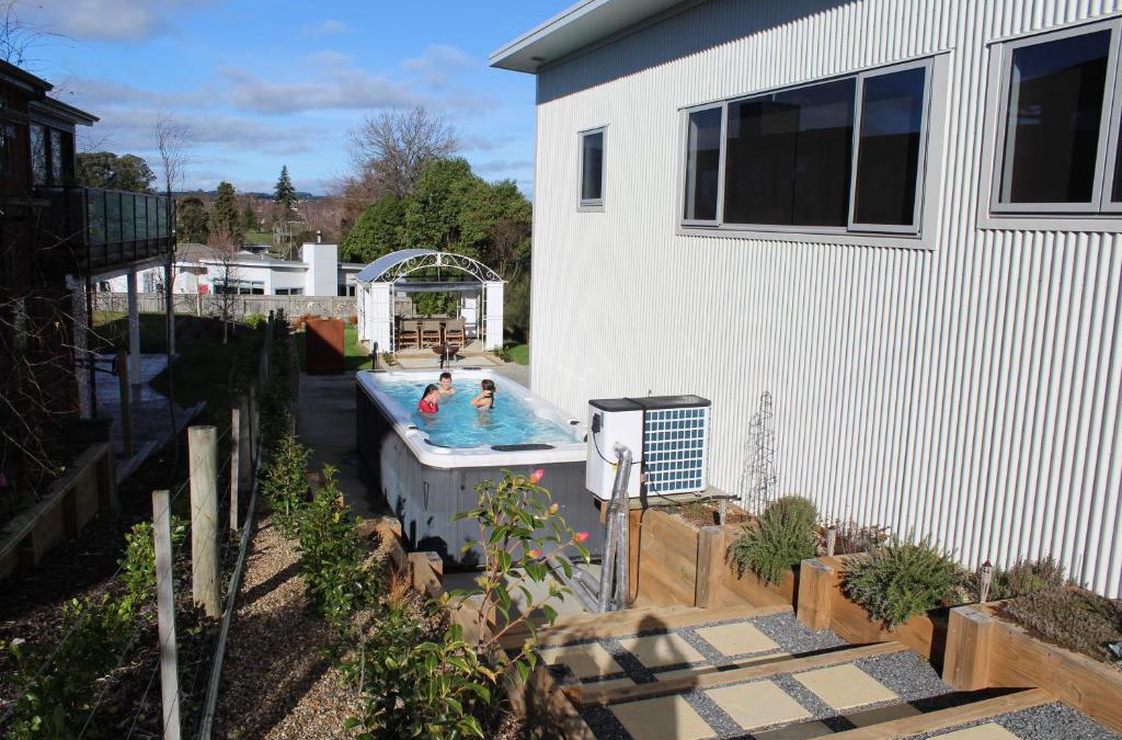 Taupo House | Luxury Retreat with Swim Spa