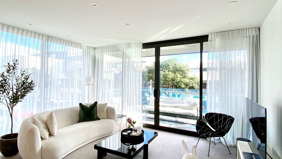 Kingswell Apartment | Luxury Waterfront Apartment in Auckland | 2BR