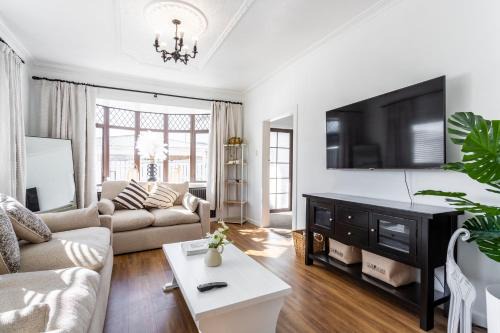 Trentham Apartment | Matahari Apartments and Villas