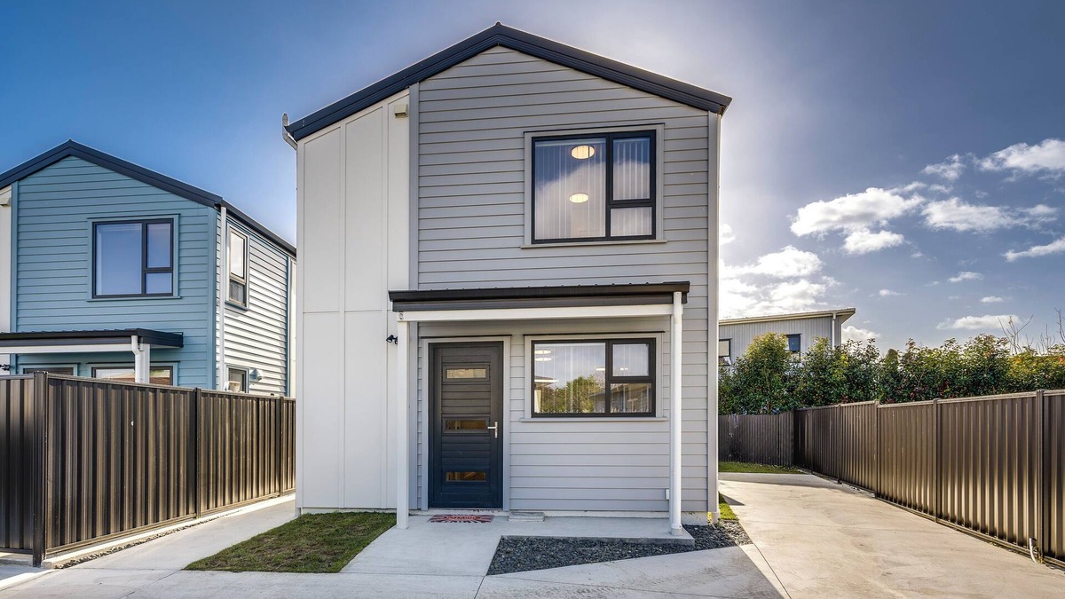 Hastings House | Mayfair Haven - Hastings Holiday Home
