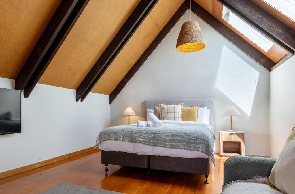 Merivale Apartment | Merivale King Bed plus Carpark and Walk to Hagley Park