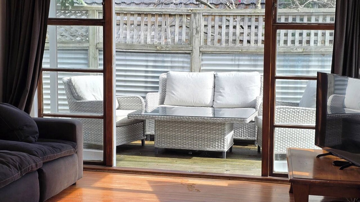 Paraparaumu Beach House | Middleton Near The Beach