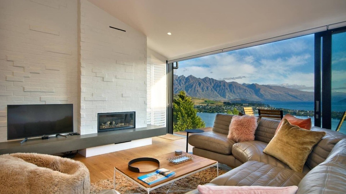 Queenstown House | Modern 3 bedroom house with amazing views