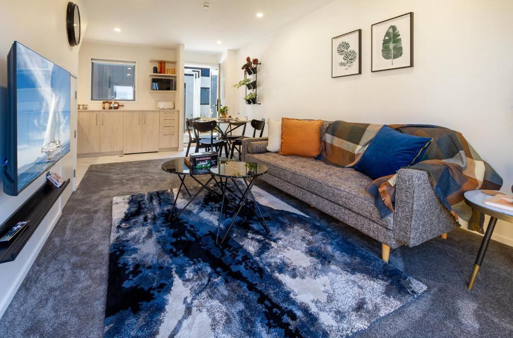 Upper Riccarton Apartment | Modern Chic Retreat 2 Bed, 2 Bath: Riccarton