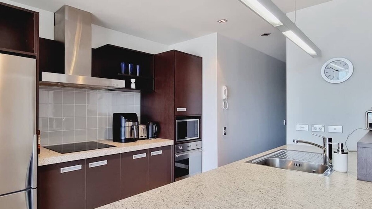 Te Aro Apartment | Modern City Apartment w Free Parking