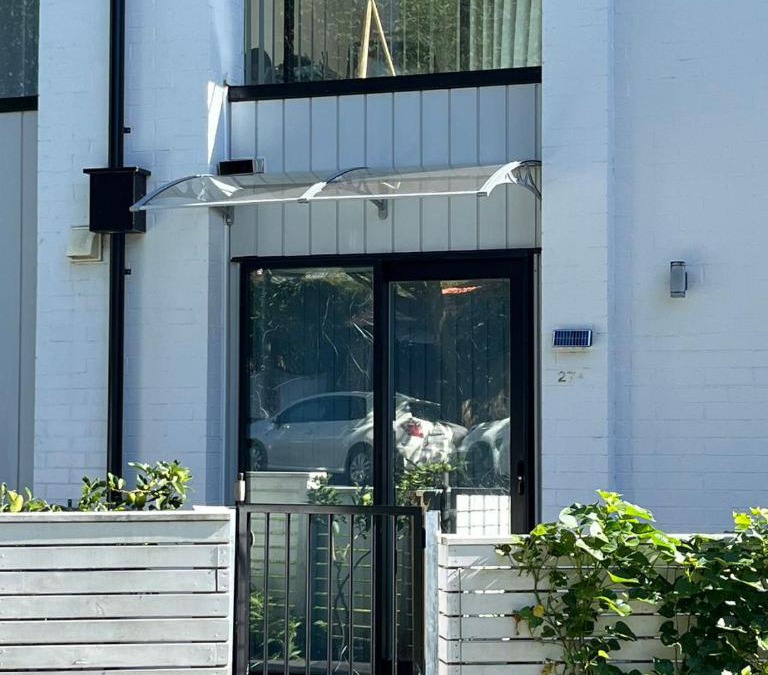 Greenlane - Ellerslie House | Modern Private Studio Auckland-Private Entrance-Free Parking-Near CBD