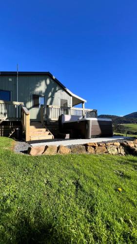 Owaka Ski Chalet | Mohua Park - Catlins Eco Accommodation