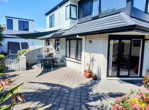 Mount Maunganui Apartment | Mount Handy Dandy