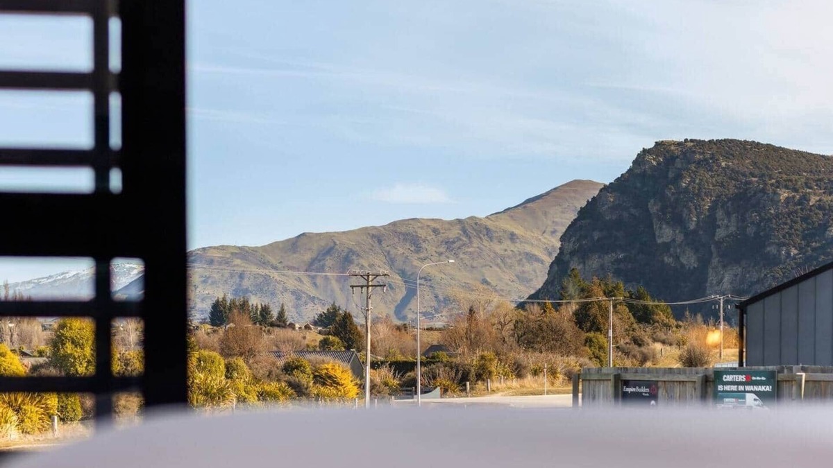 Albert Town House | Mount Views, Close To Wanaka Attractions -Love It!