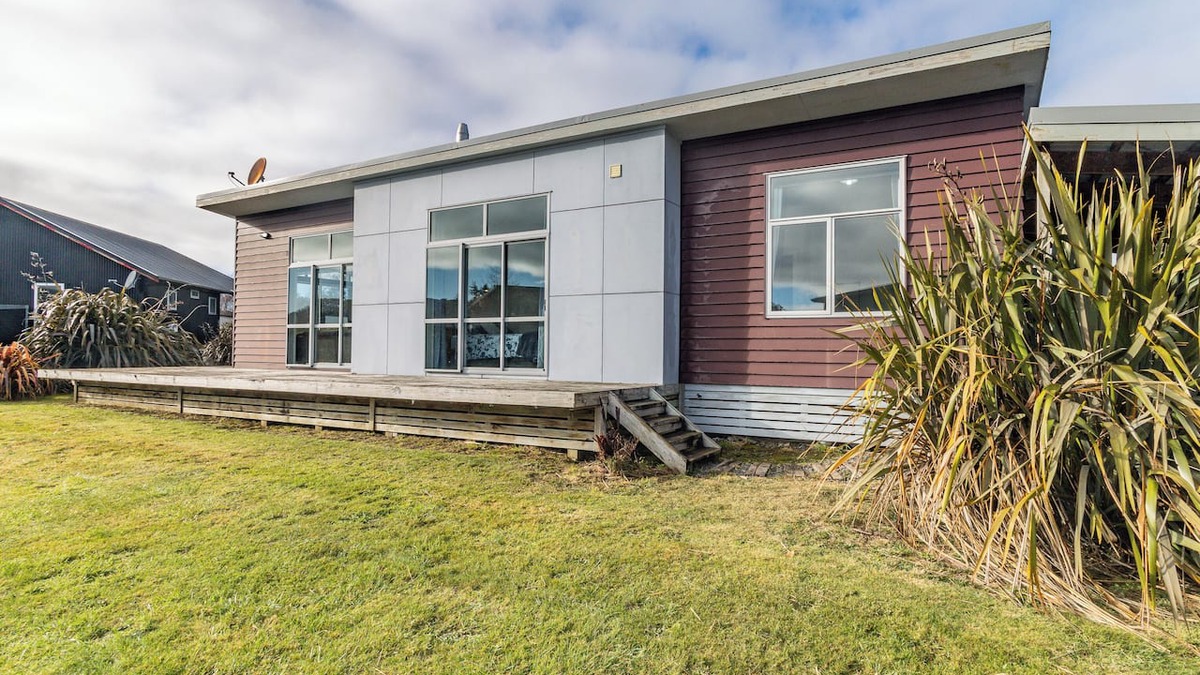 Ohakune House | Mountainview Glimpse - Ohakune Holiday Home