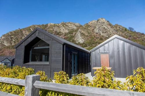 Arrowtown House | New Arrowtown Home, Complete comfort
