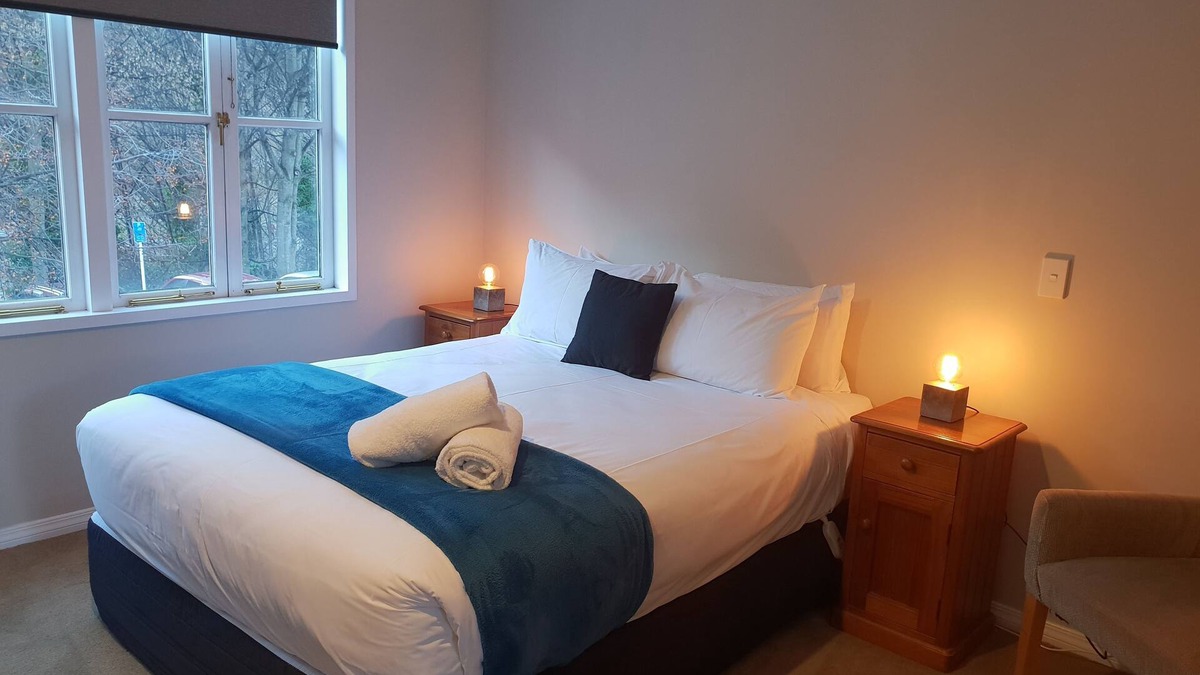 Arrowtown Hotel | New Orleans Hotel