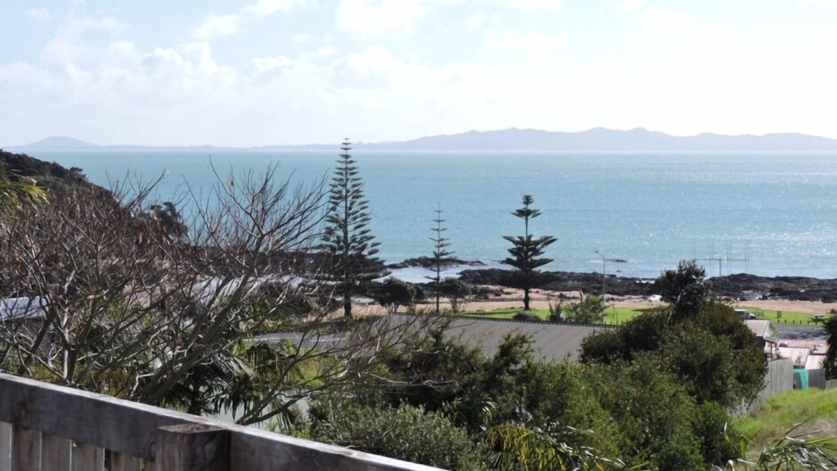Cable Bay House | Nice, simple, easy going, comfortable beach house