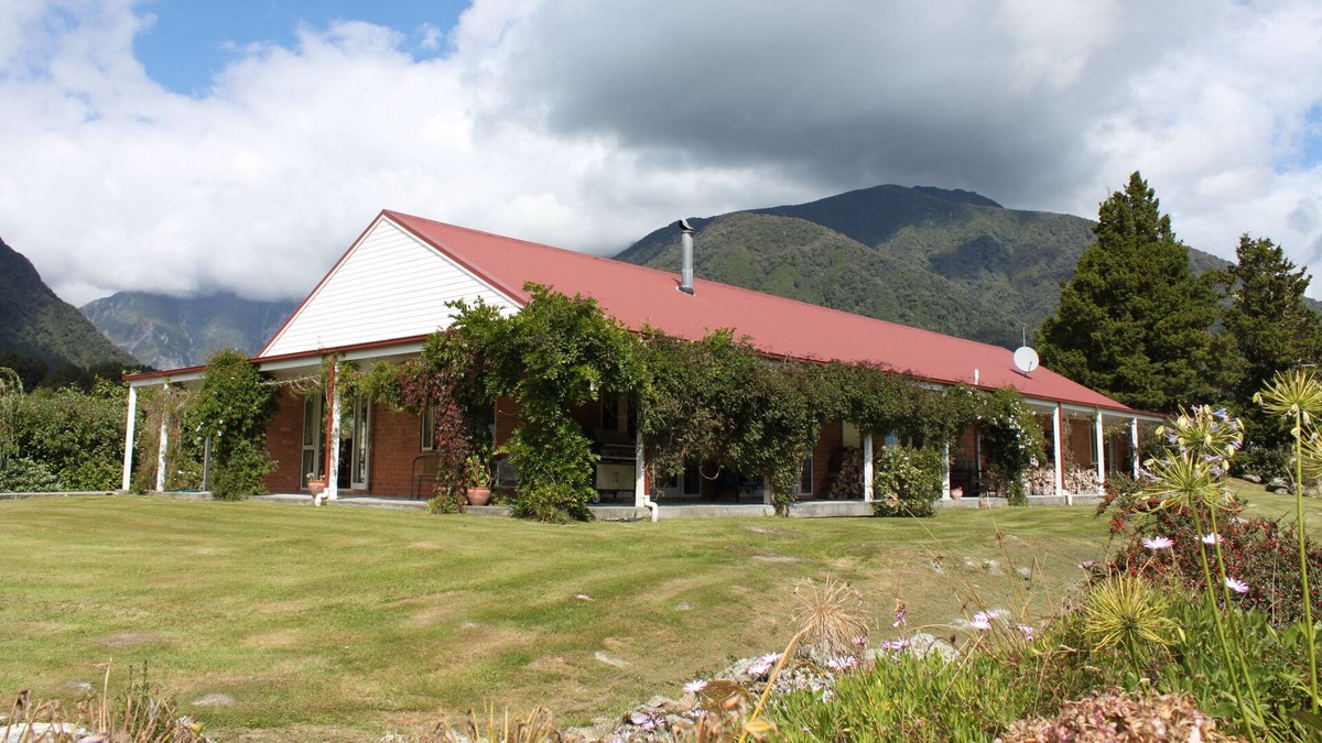 Fox Glacier House | NO LONGER AVAILABLE