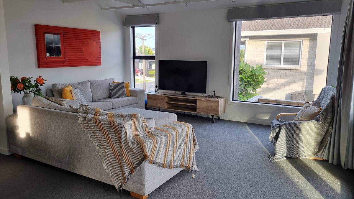 Omanu House | nPool, Spa and close to beach