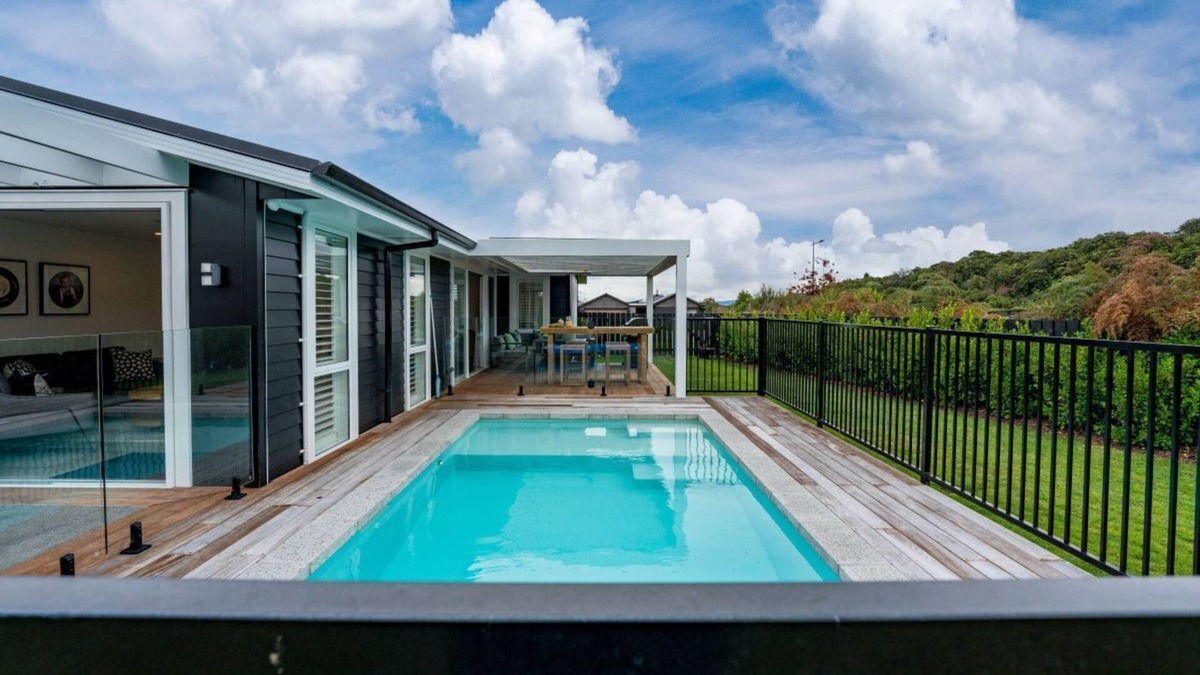 Kinloch House | Oasis on Okaia